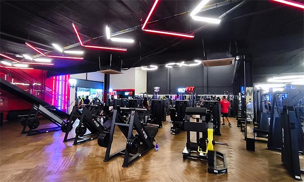 Academia Skyfit Tupã