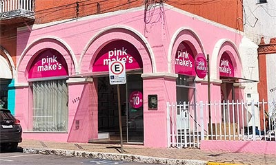 Pink Make's